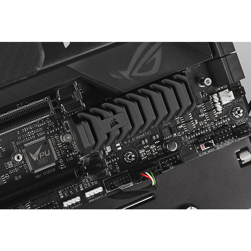 Corsair MP600 PRO XT 1 TB NVMe SSD PCIe Gen4 mit Kühlkörper